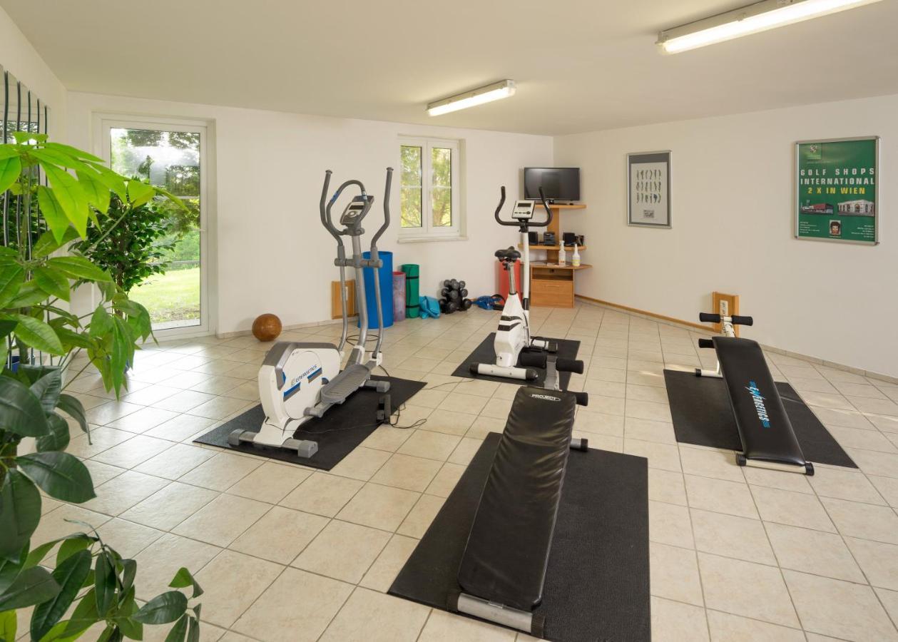 Hotel Garni Oasis Loipersdorf ينرسدورف المظهر الخارجي الصورة